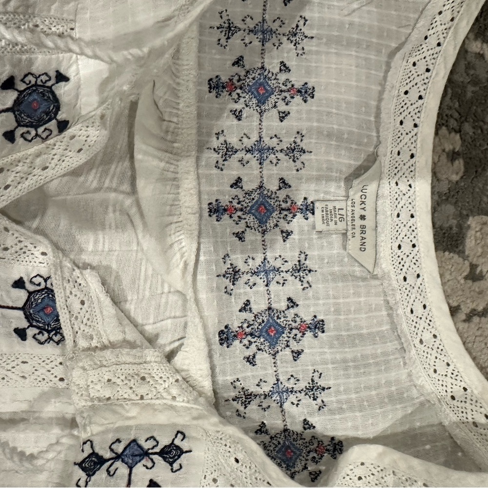Lucky Brand White and Blue Embroidered Sleeveless Top - Picture 6 of 9